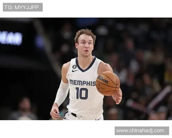 灰熊签下外线射手，全面增强火力，冲击更高荣誉